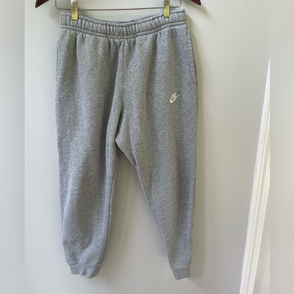 Excellent condition NIKE sweatpants- 2 pairs!